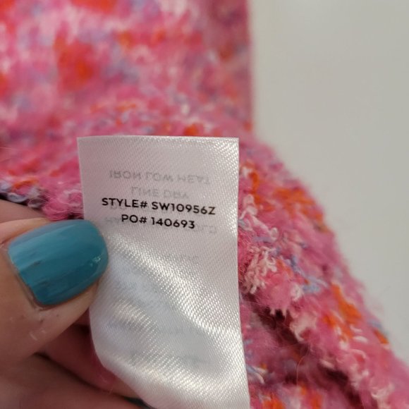 Lulu's Keepin' It Cuddly Pink Heather Multi V-Neck Sweater Size M - Picture 8 of 10